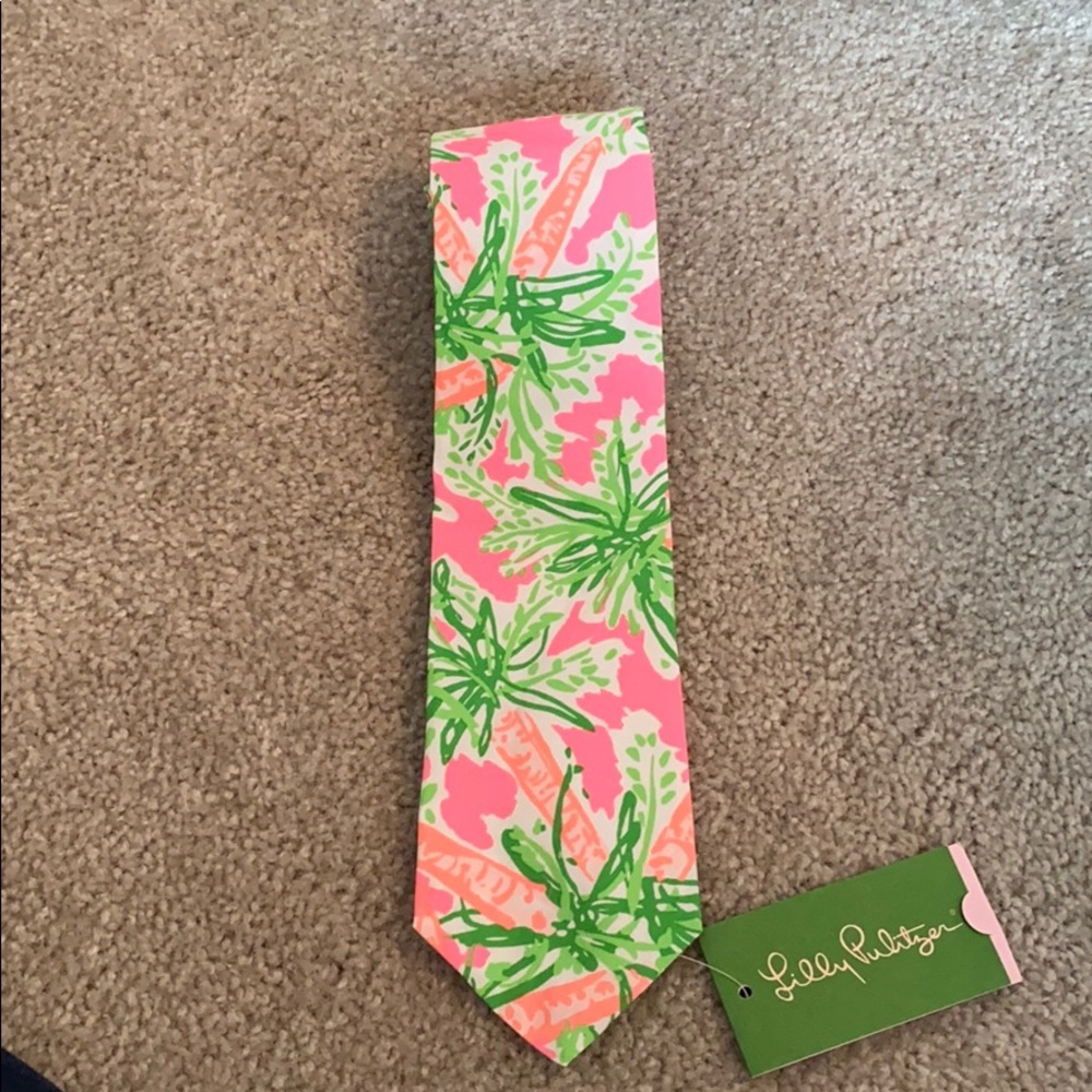 Lilly Pulitzer nibbles print tie  NWT